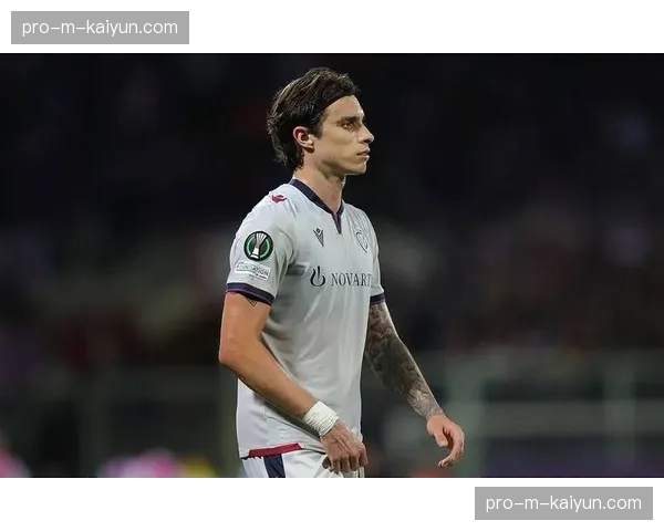 赛前报道:博洛尼亚训练中试验双前腰,寻求进攻新解法 赛前报道:博洛尼亚训练中试验双前腰,寻求进攻新解法